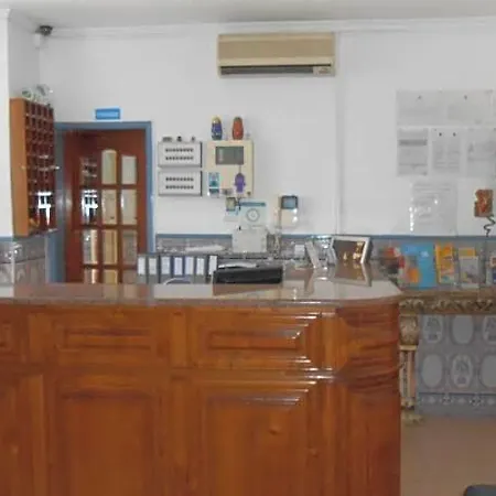 Residencial Joao Xxi Konukevi 3*